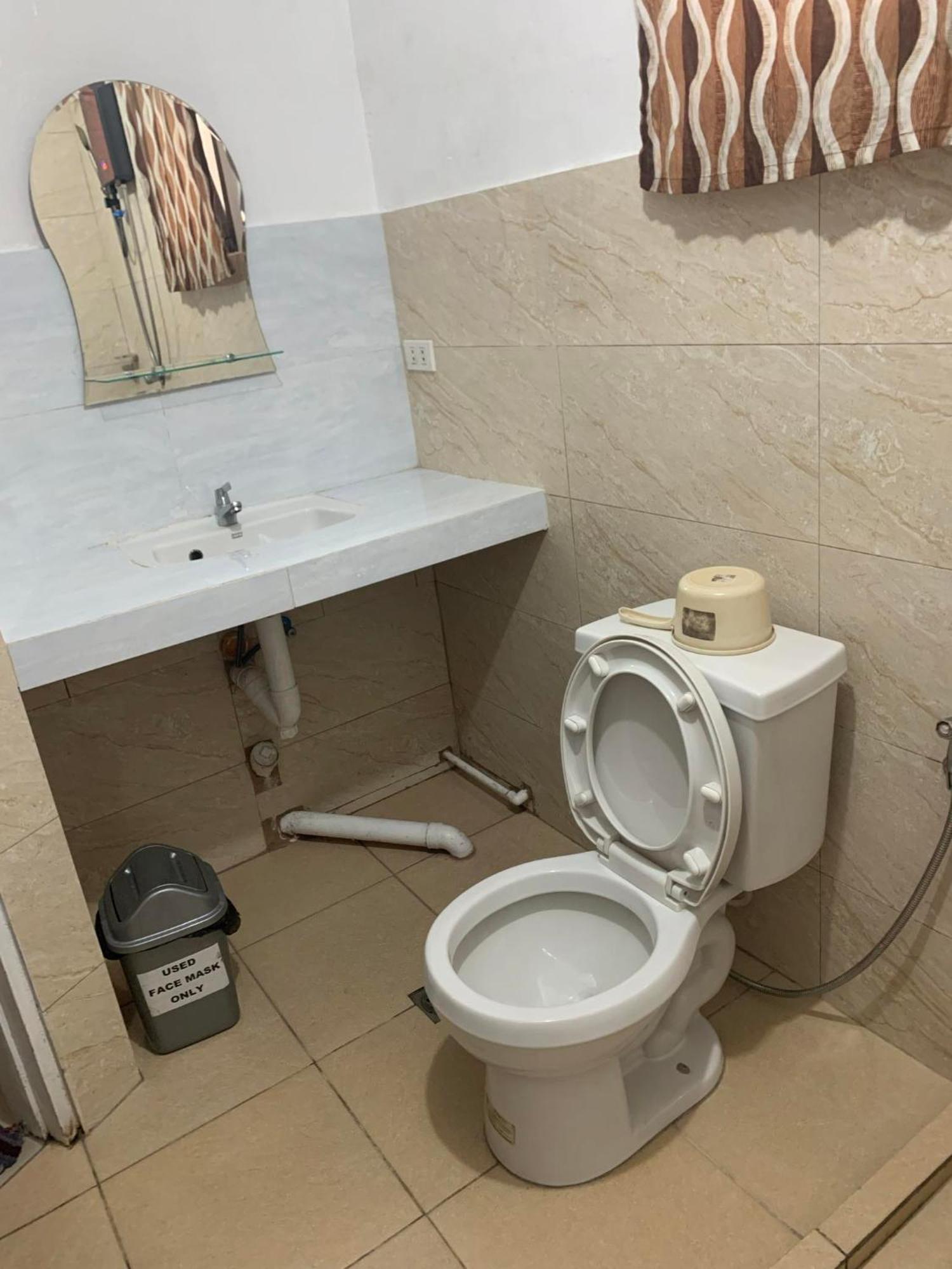 North 27 Hill Transient Rooms Near Microtel Inn And Victory Liner Baguio バギオ エクステリア 写真